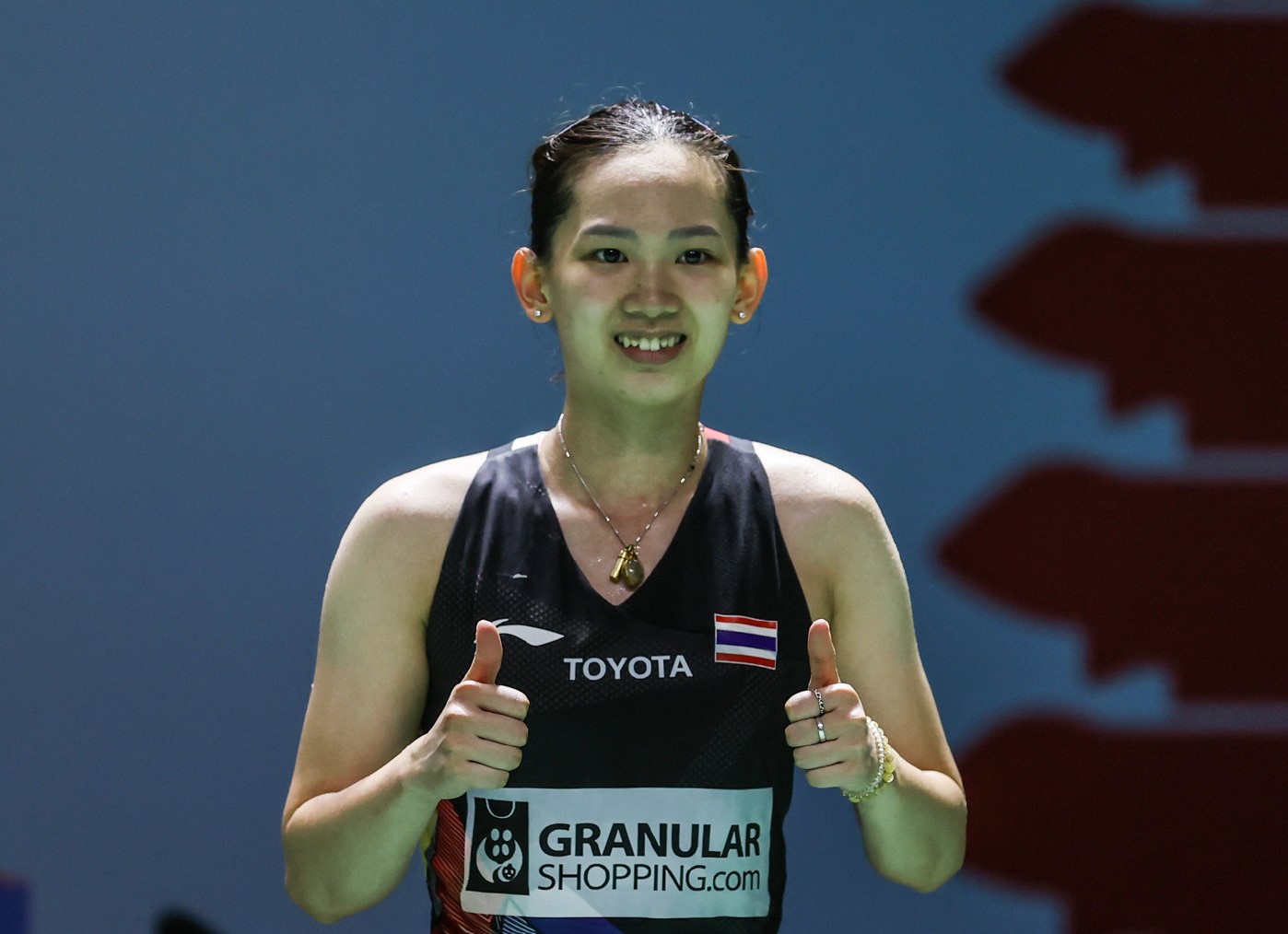 但他随后与 但他随后与