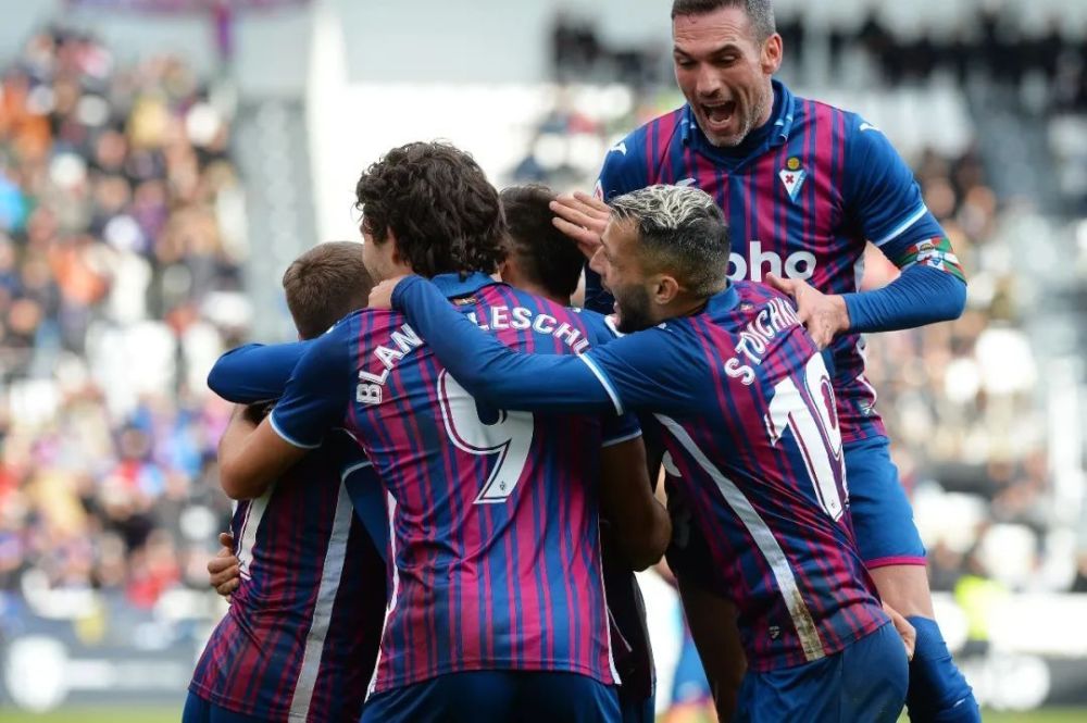 塔图姆25+6凯尔特人痛宰马刺文班亚马21+7布朗2